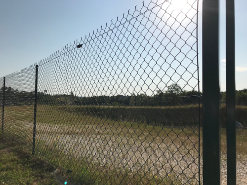 clôture industrielle : grillage simple torsion