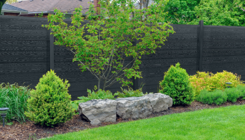 clôture en bois : clôture composite Valeyrac